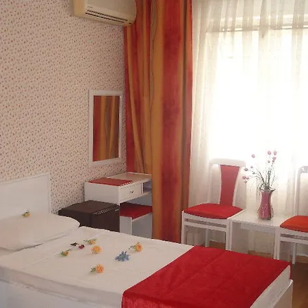 Отель Saadet 3*