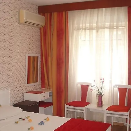 Hotel Saadet 3*