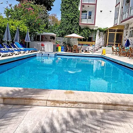 Saadet Otel Didim