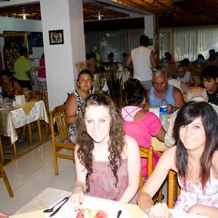 Saadet Hotel